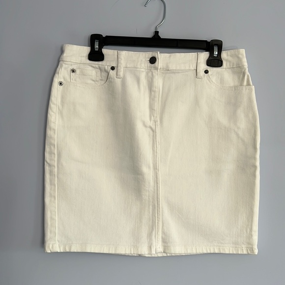 J Crew White Denim skirt - Picture 1 of 3